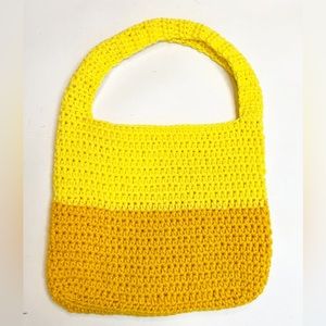 #53 Crochet handbag